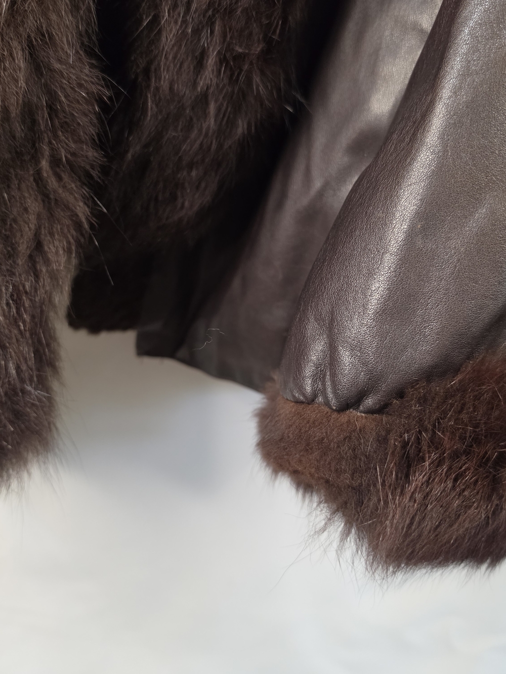 Roxciticus Vintage Brown Leather Fox Fur Trim Coat Large Jacket Hong Kong Orgin - Picture 5 of 14